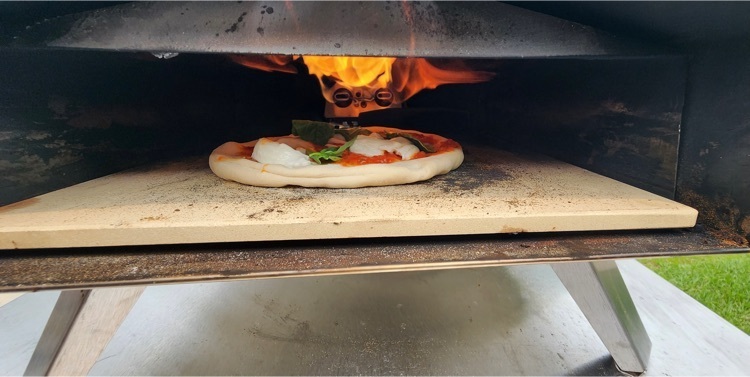 Neapolitan pizza 
